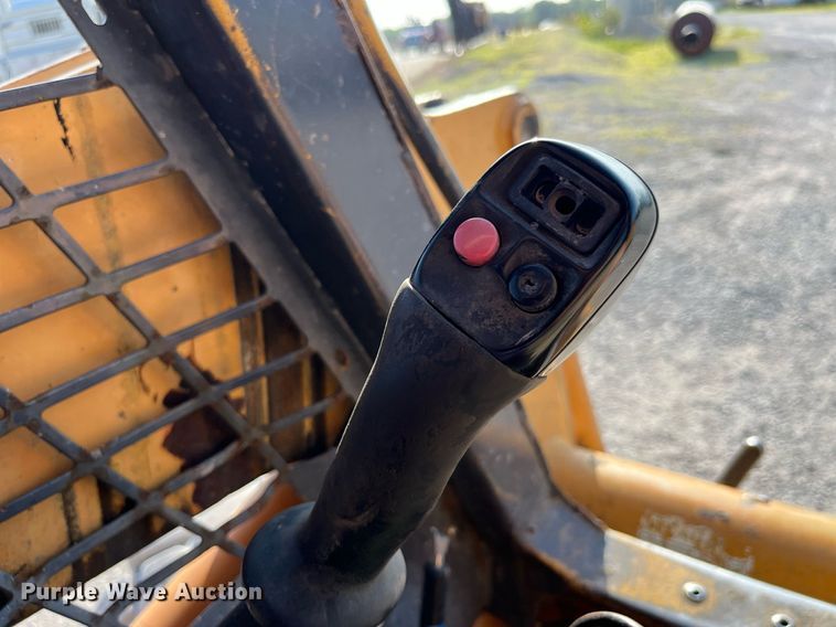 image for item MG9371 1999 Case 95XT  skid steer loader