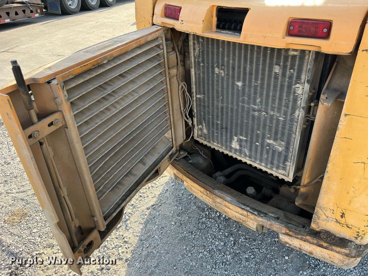 image for item MG9371 1999 Case 95XT  skid steer loader