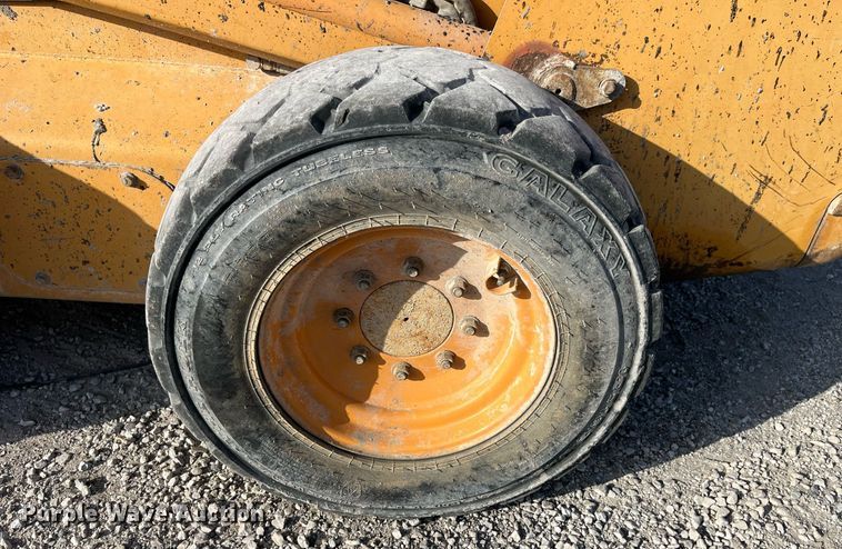 image for item MG9371 1999 Case 95XT  skid steer loader