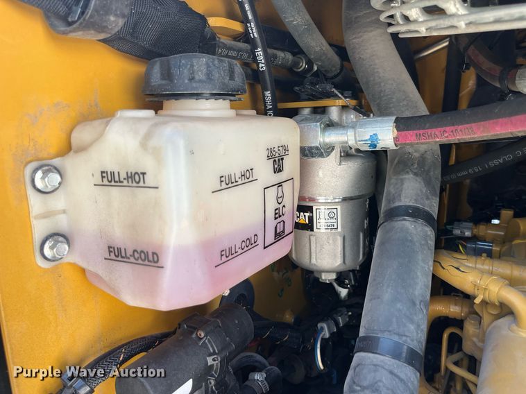 image for item MG9381 2020 Caterpillar 242D3  skid steer loader