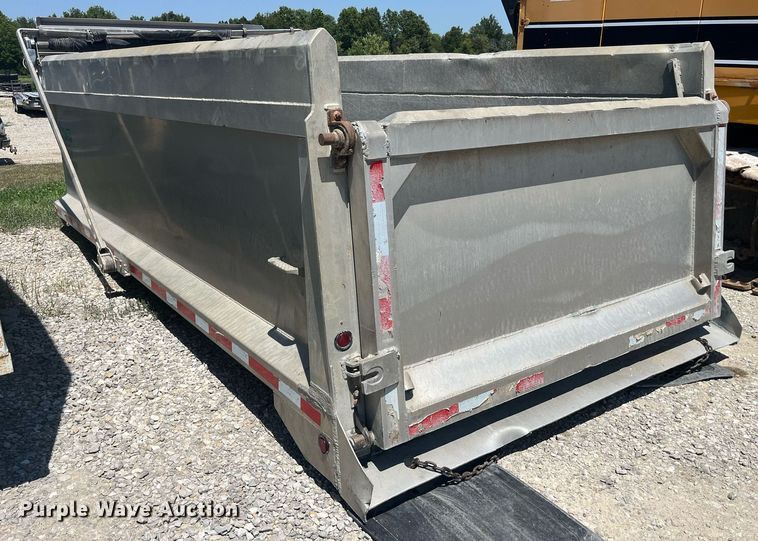image for item MG9382 Dump truck bed