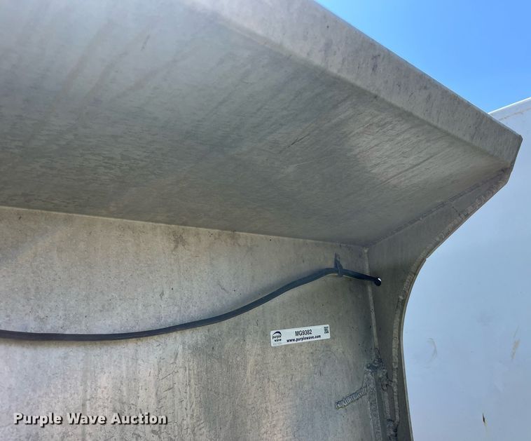 image for item MG9382 Dump truck bed