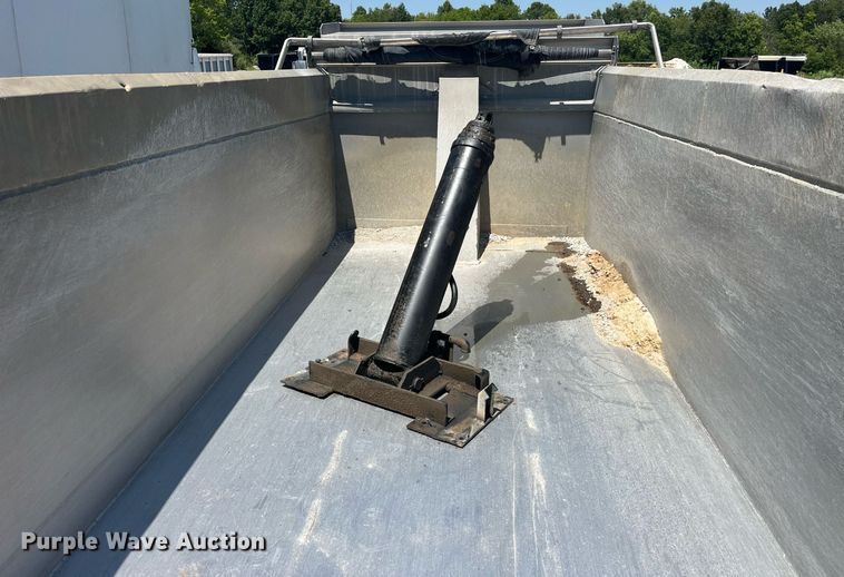 image for item MG9382 Dump truck bed