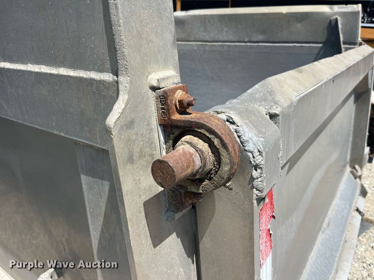 image for item MG9382 Dump truck bed