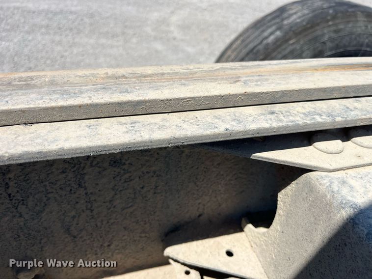 image for item MG9383 2007 Mack CHN613  dump truck