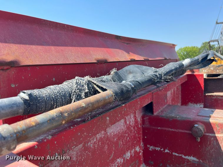 image for item MG9383 2007 Mack CHN613  dump truck