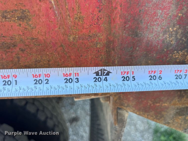 image for item MG9383 2007 Mack CHN613  dump truck