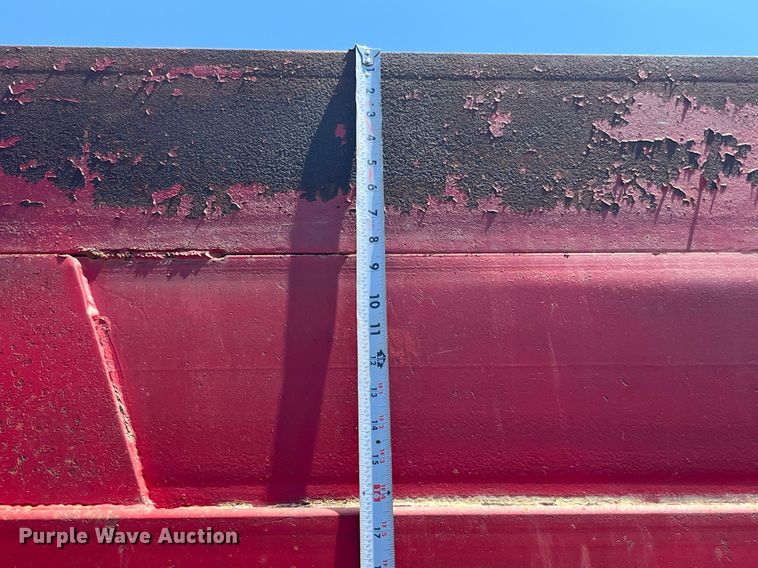 image for item MG9383 2007 Mack CHN613  dump truck