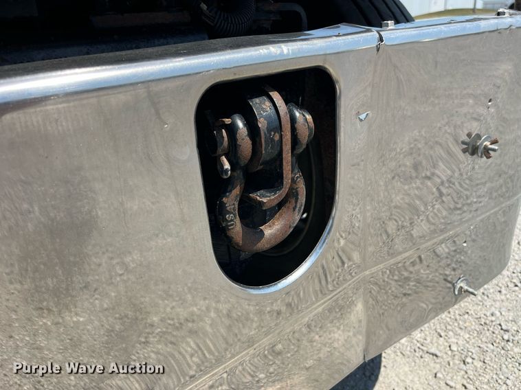 image for item MG9383 2007 Mack CHN613  dump truck