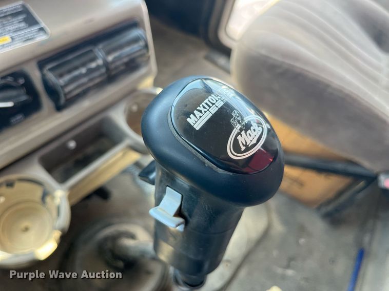 image for item MG9383 2007 Mack CHN613  dump truck