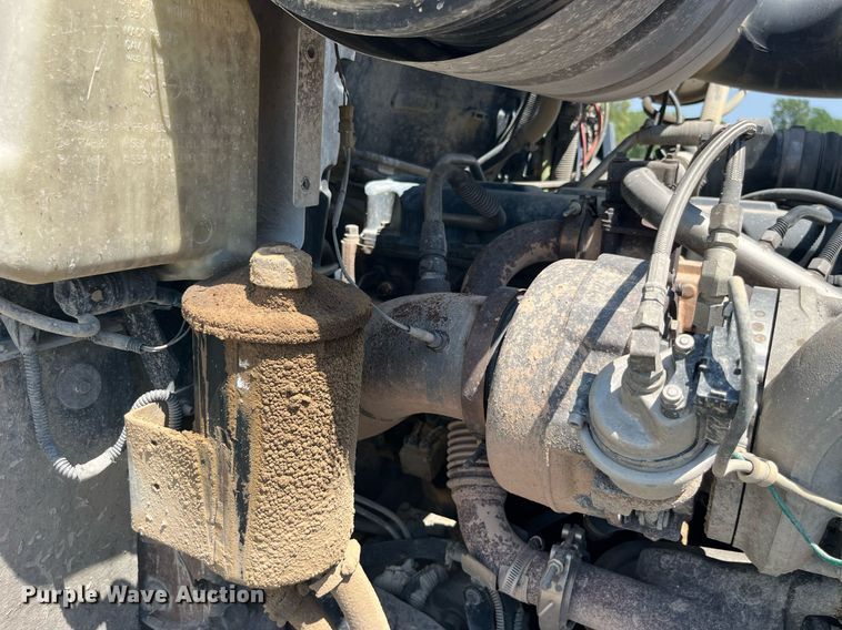 image for item MG9383 2007 Mack CHN613  dump truck