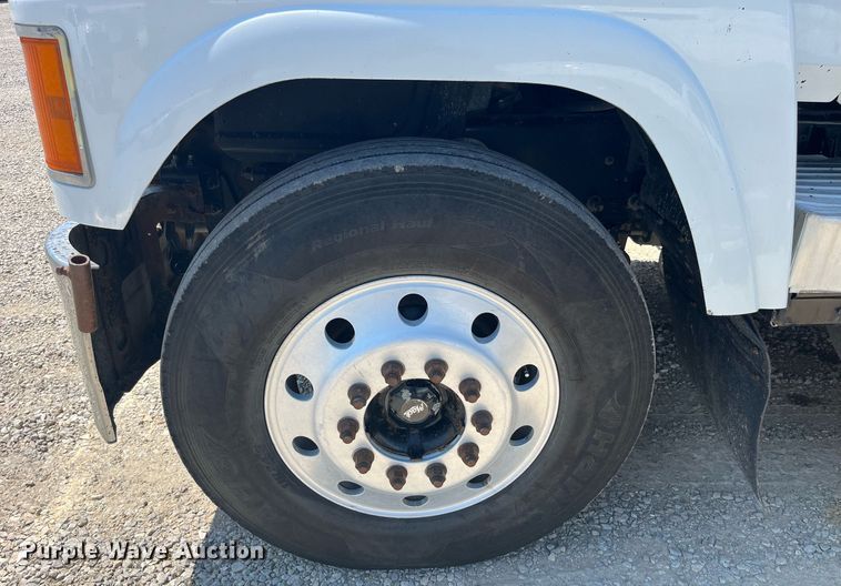 image for item MG9383 2007 Mack CHN613  dump truck