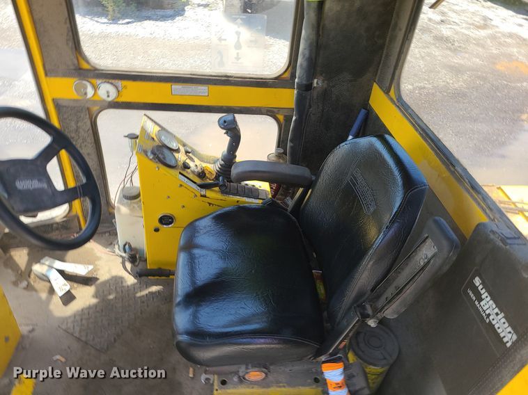 image for item MG9609 2017 Superior Broom DT80K  sweeper