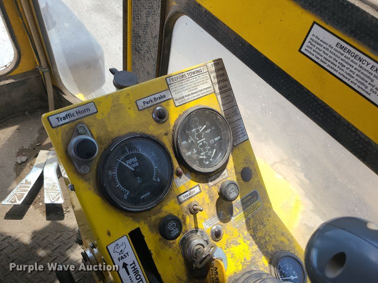 image for item MG9609 2017 Superior Broom DT80K  sweeper