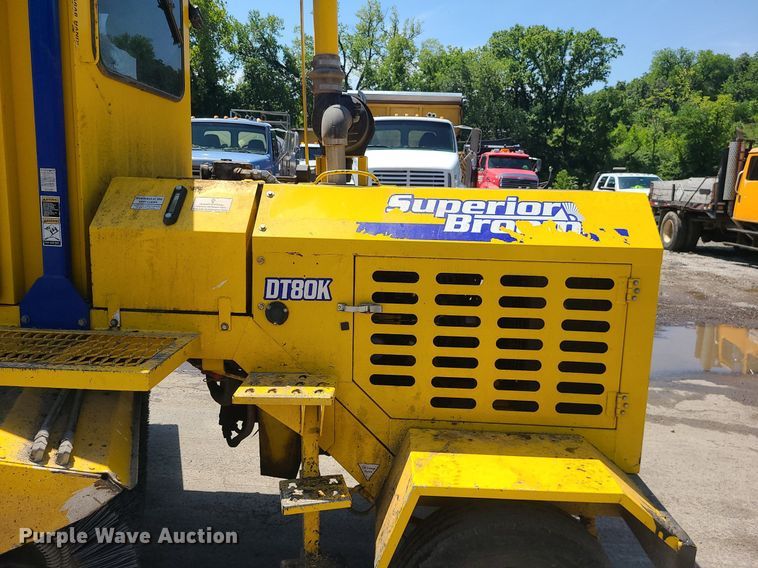 image for item MG9609 2017 Superior Broom DT80K  sweeper