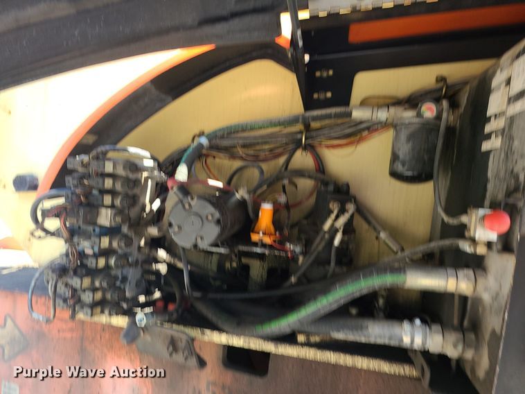 image for item MG9612 JLG 800A  boom lift