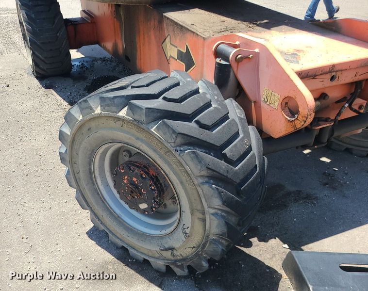 image for item MG9612 JLG 800A  boom lift