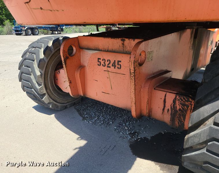 image for item MG9612 JLG 800A  boom lift