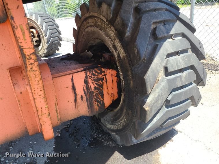 image for item MG9612 JLG 800A  boom lift