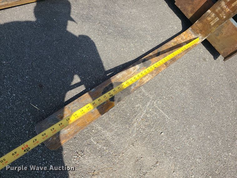 image for item MG9626 2018 Takeuchi TL10V-2  tracked skid steer loader