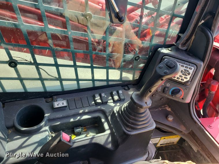 image for item MG9626 2018 Takeuchi TL10V-2  tracked skid steer loader