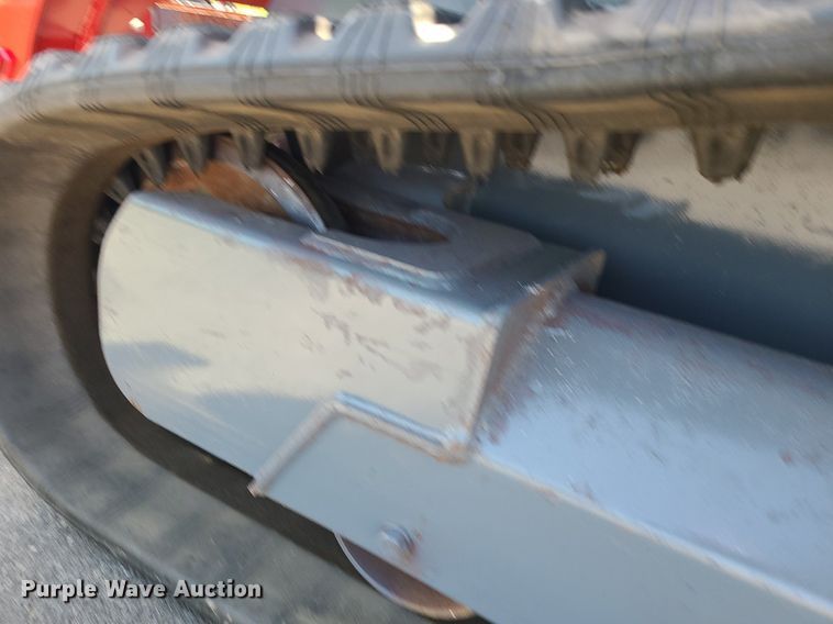 image for item MG9626 2018 Takeuchi TL10V-2  tracked skid steer loader