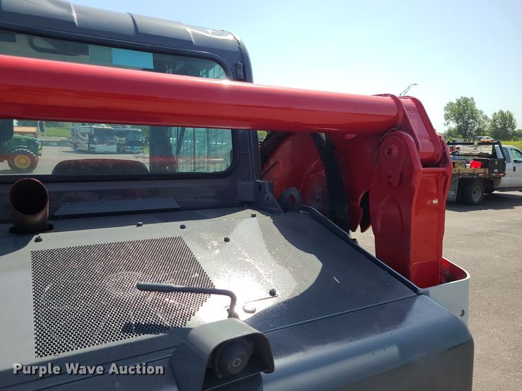 image for item MG9626 2018 Takeuchi TL10V-2  tracked skid steer loader