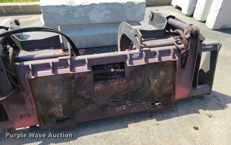 image for item MG9647 80" W grapple bucket