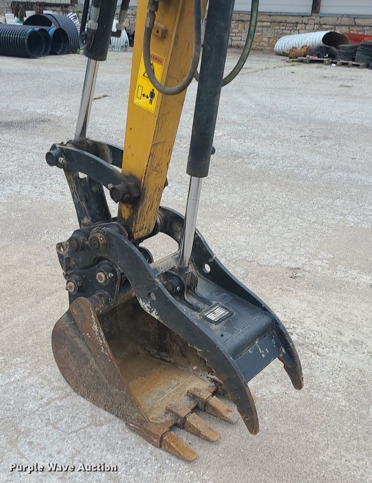 image for item MG9653 2017 Sany SY35U  mini excavator