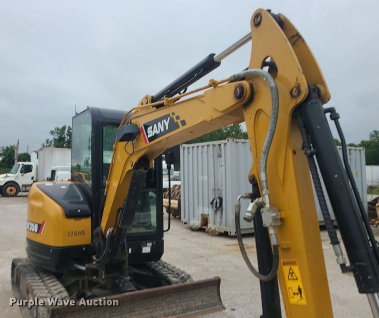 image for item MG9653 2017 Sany SY35U  mini excavator