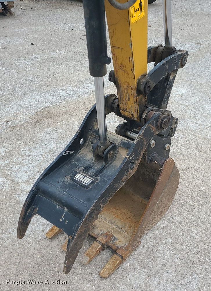 image for item MG9653 2017 Sany SY35U  mini excavator