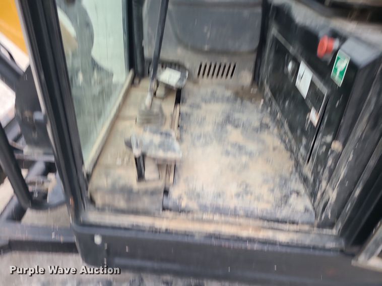 image for item MG9653 2017 Sany SY35U  mini excavator