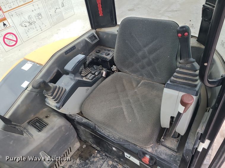 image for item MG9653 2017 Sany SY35U  mini excavator