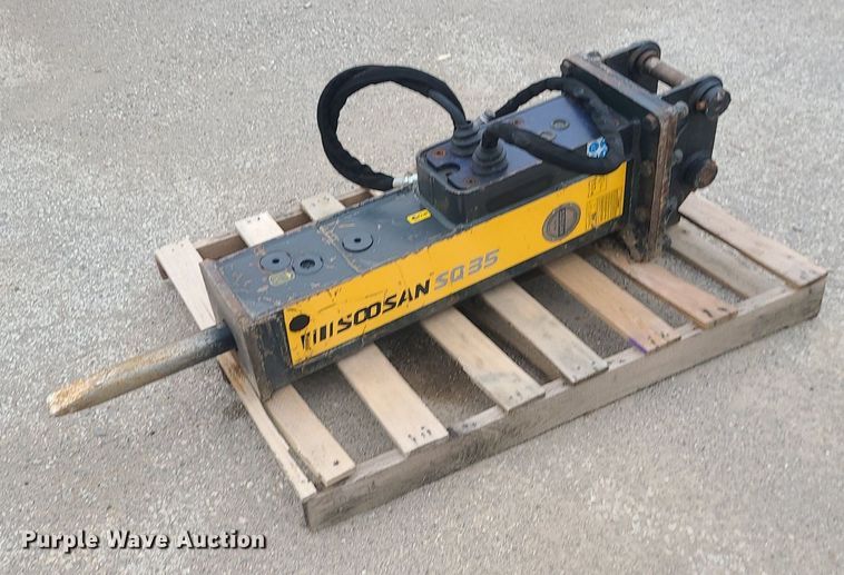 image for item MG9653 2017 Sany SY35U  mini excavator