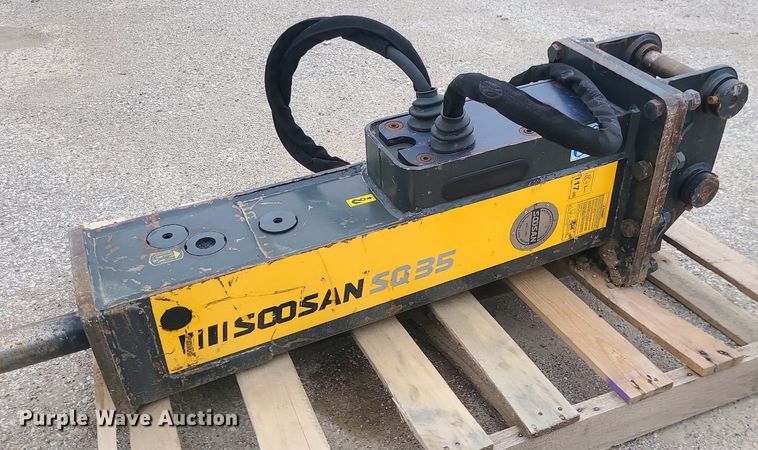 image for item MG9653 2017 Sany SY35U  mini excavator