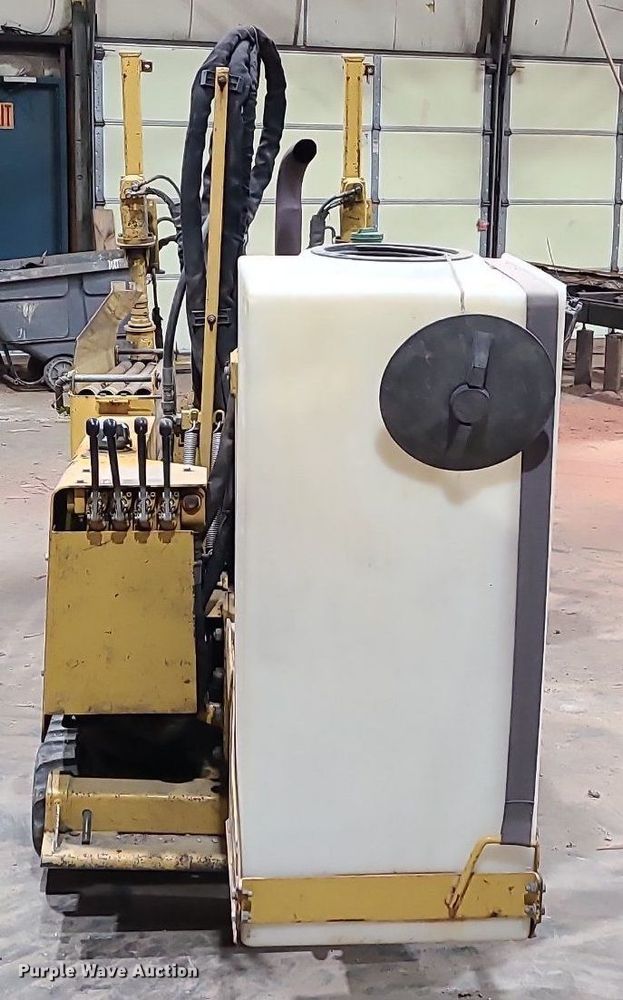 image for item MG9656 2001 Vermeer Navigator D7X11A  directional boring unit