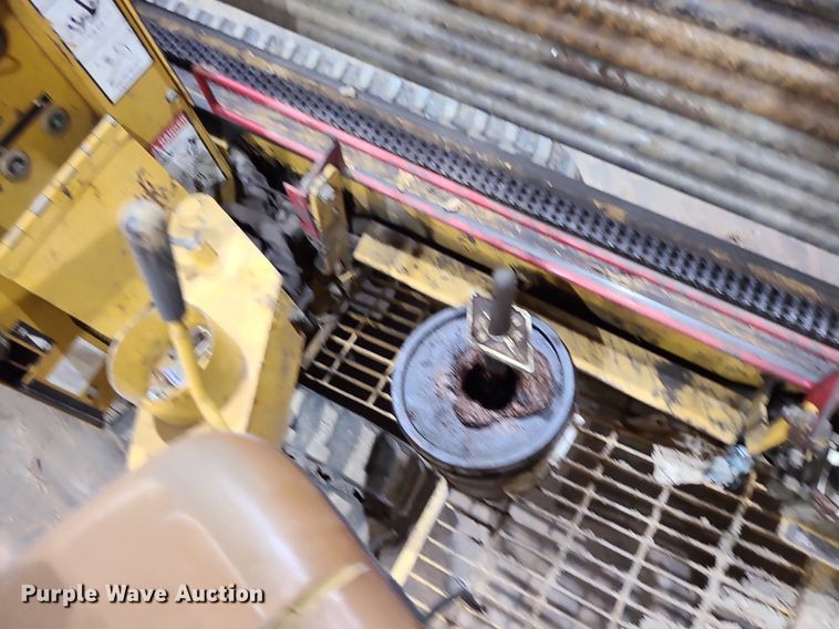 image for item MG9656 2001 Vermeer Navigator D7X11A  directional boring unit