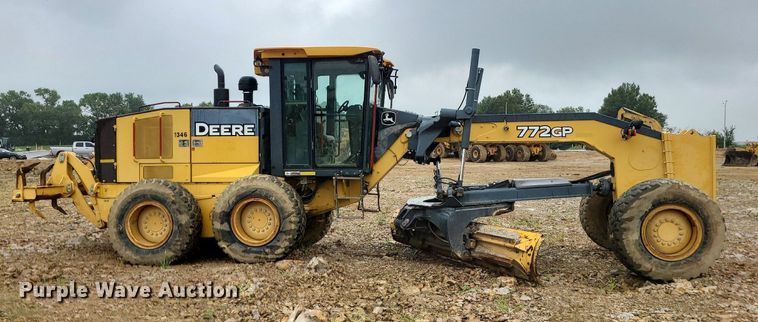 image for item MG9659 2009 John  Deere 772GP  motor grader