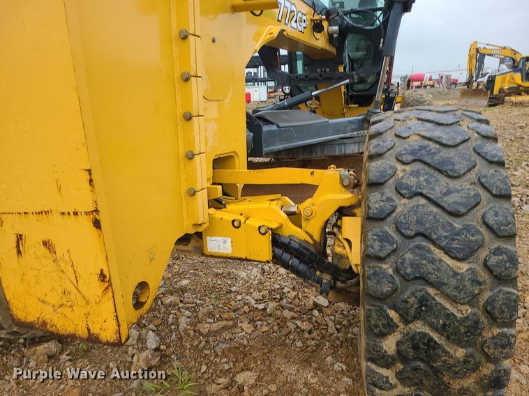 image for item MG9659 2009 John  Deere 772GP  motor grader
