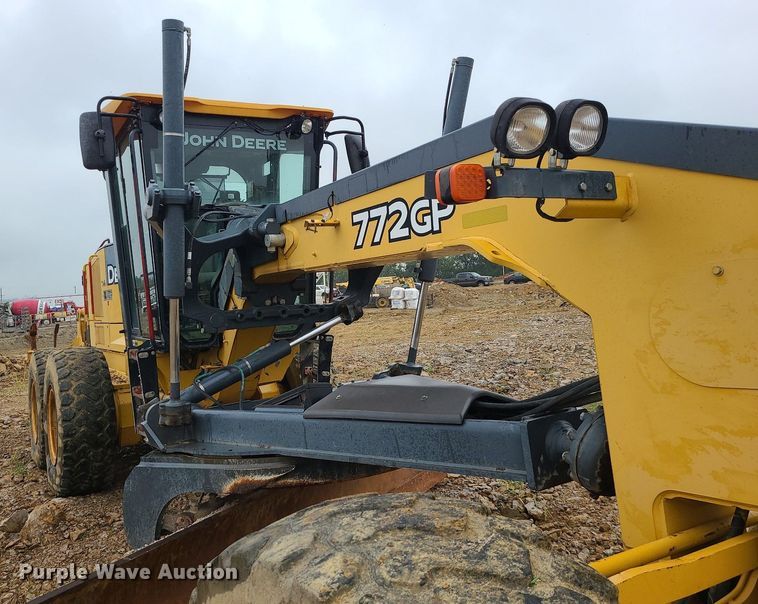 image for item MG9659 2009 John  Deere 772GP  motor grader