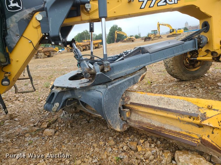 image for item MG9659 2009 John  Deere 772GP  motor grader