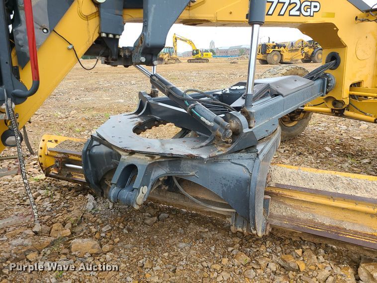 image for item MG9659 2009 John  Deere 772GP  motor grader