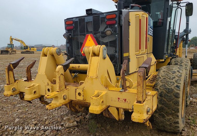 image for item MG9659 2009 John  Deere 772GP  motor grader
