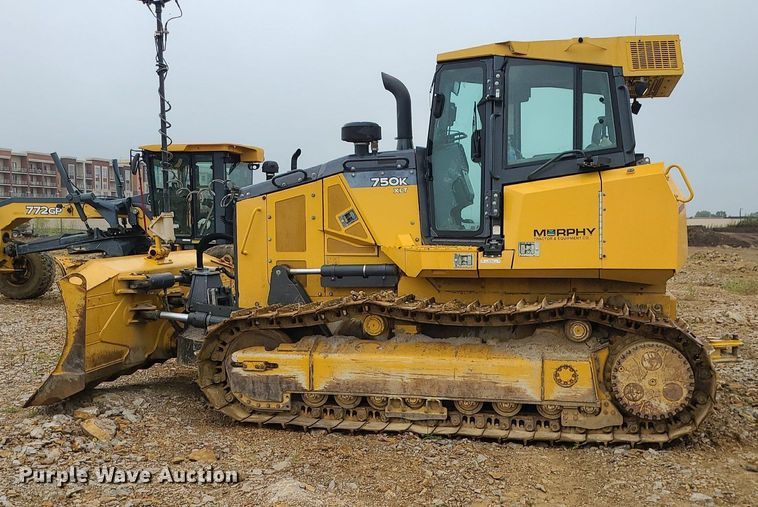 image for item MG9660 2015 John Deere 750K XLT  dozer