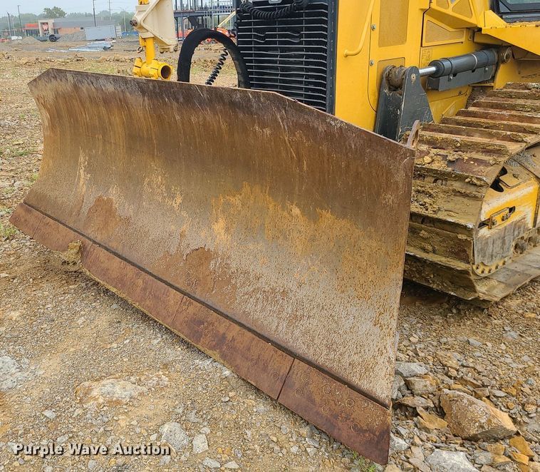 image for item MG9660 2015 John Deere 750K XLT  dozer