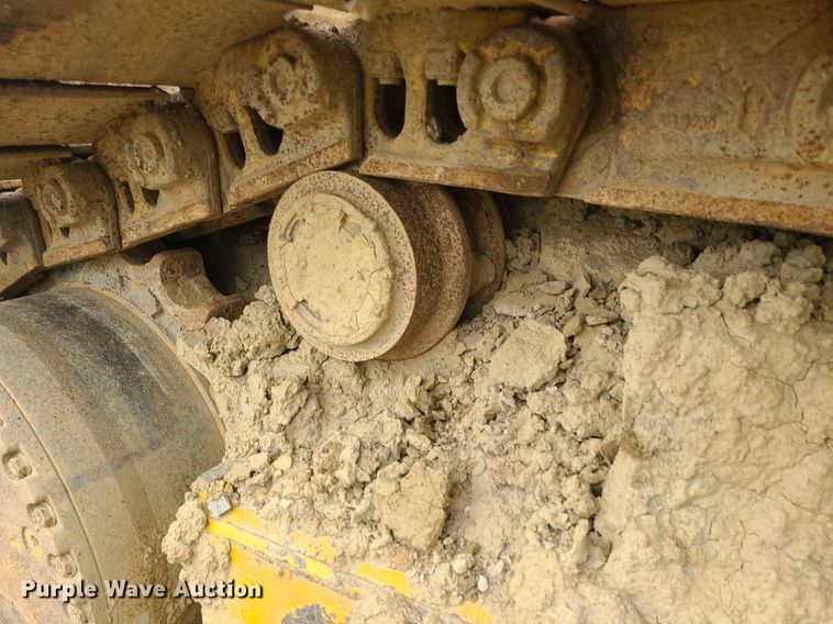 image for item MG9660 2015 John Deere 750K XLT  dozer