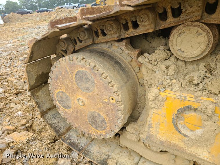 image for item MG9660 2015 John Deere 750K XLT  dozer