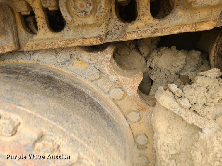 image for item MG9660 2015 John Deere 750K XLT  dozer