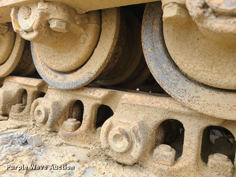 image for item MG9660 2015 John Deere 750K XLT  dozer