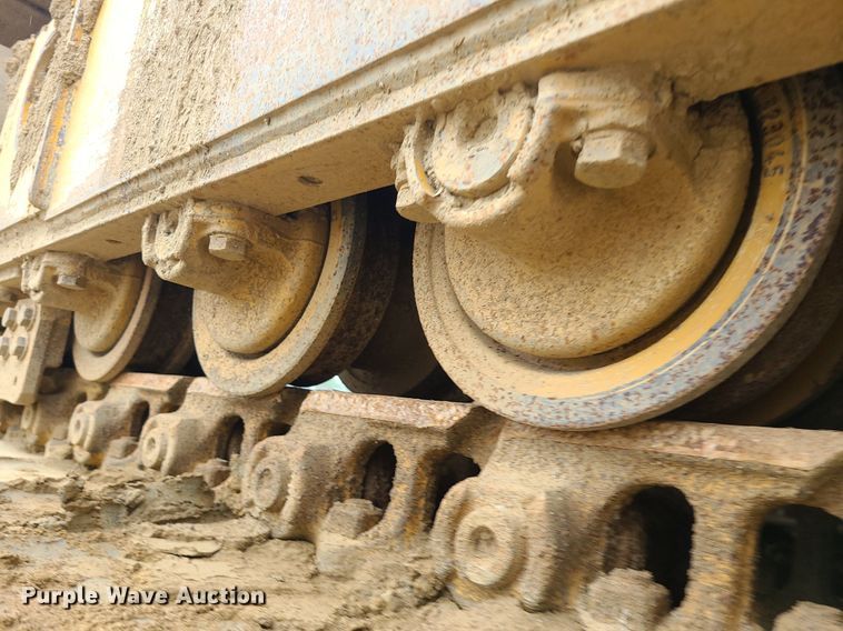 image for item MG9660 2015 John Deere 750K XLT  dozer